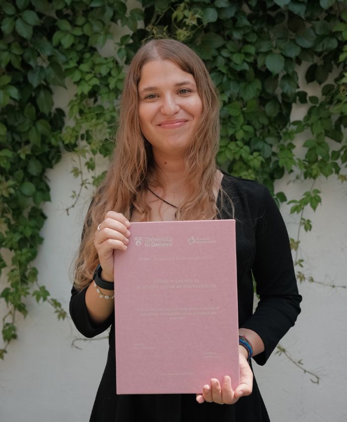 Tesi di laurea rosa antico - immagine 2